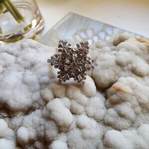 Macy's Fine Snowflake Spinner Ring Sparkly Crystal Silver Size 7 - MBR20238